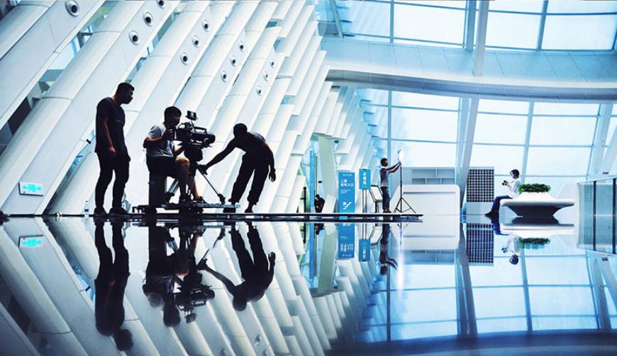 从打卡挑战到UGC裂变——犍为县广告片拍摄公司的社交传播引擎